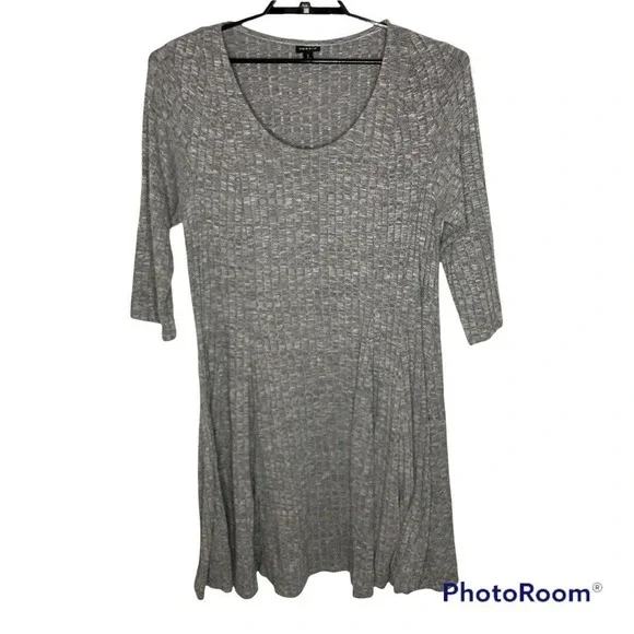 Torrid Womens Dress Size 2X Soft Plush Light Grey Ribbed Fluted Scoop Neck - Picture 3 of 9
